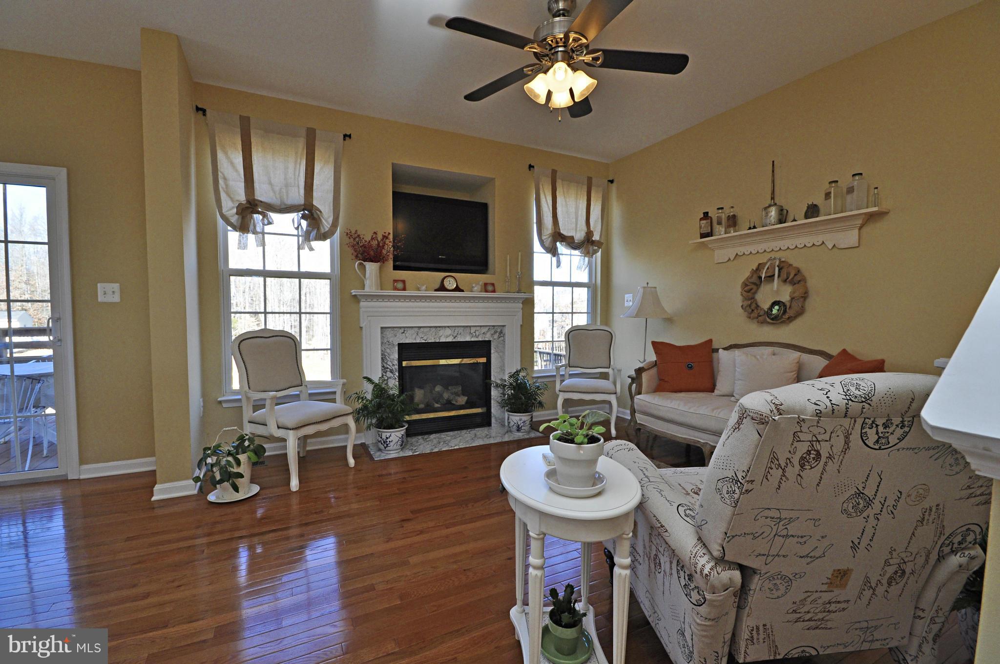 SALEM FIELDS - Residential