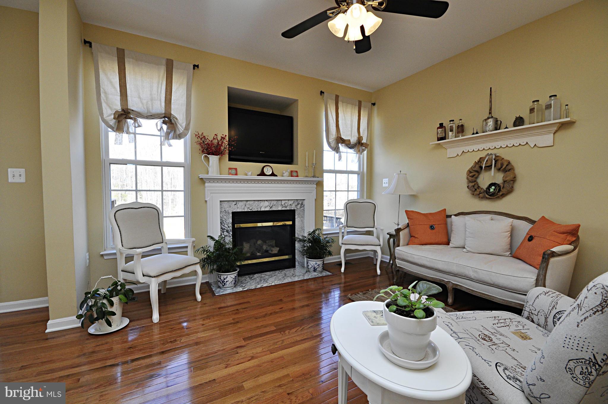 SALEM FIELDS - Residential