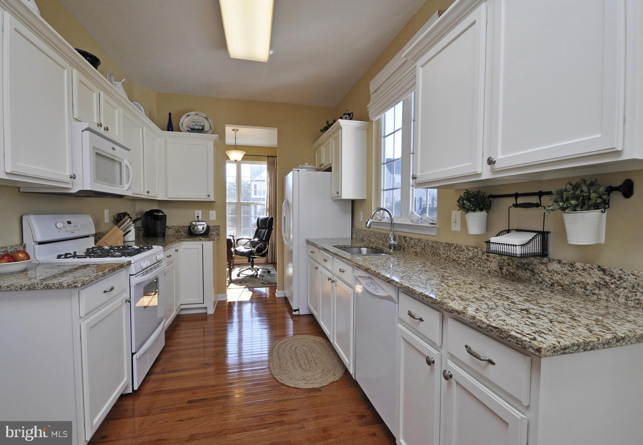 SALEM FIELDS - Residential
