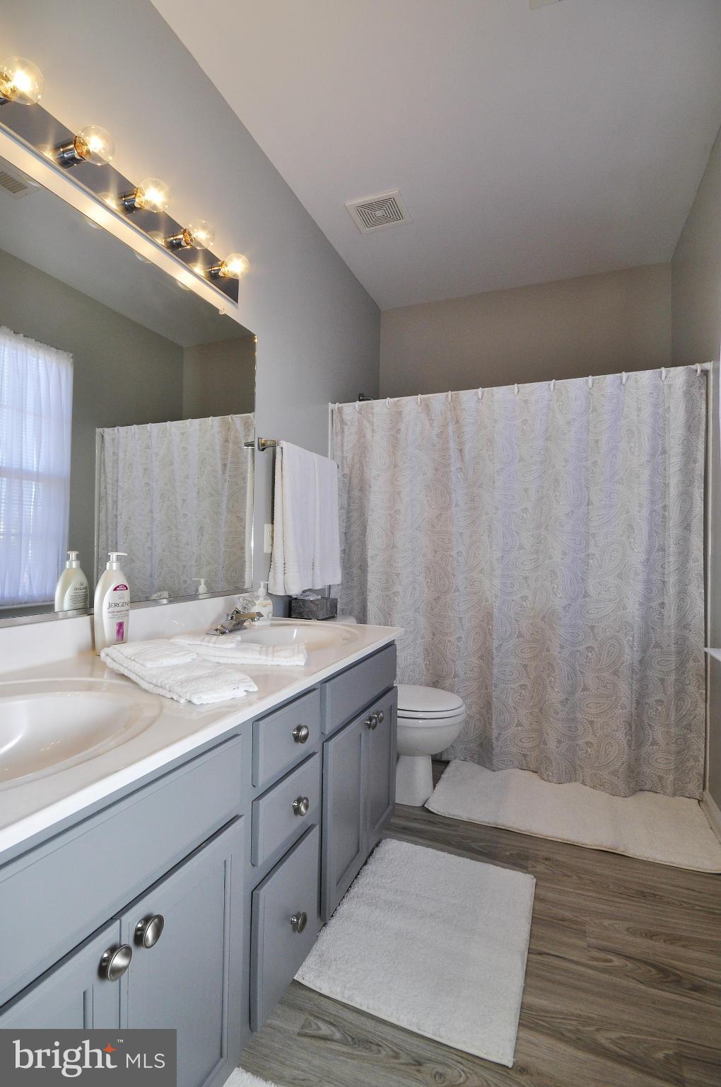 SALEM FIELDS - Residential