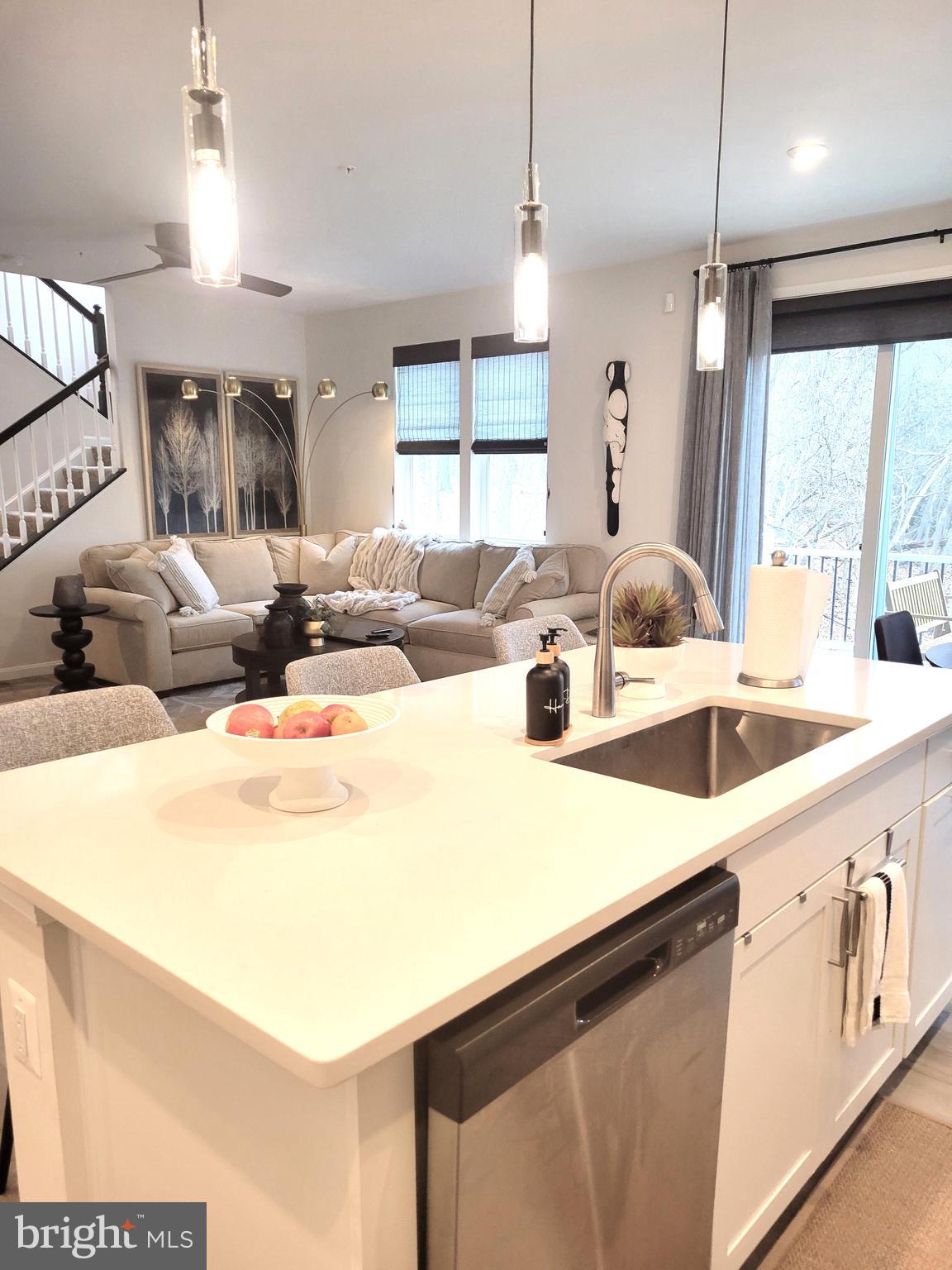 LOVING ESTATES - Residential