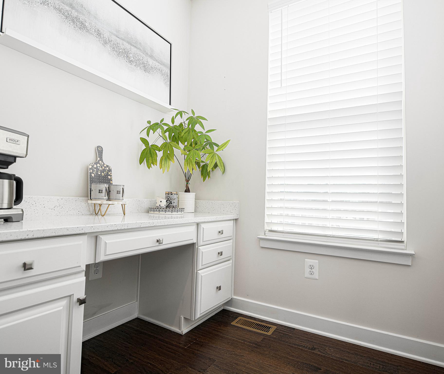 MAGNESS MILL - Residential