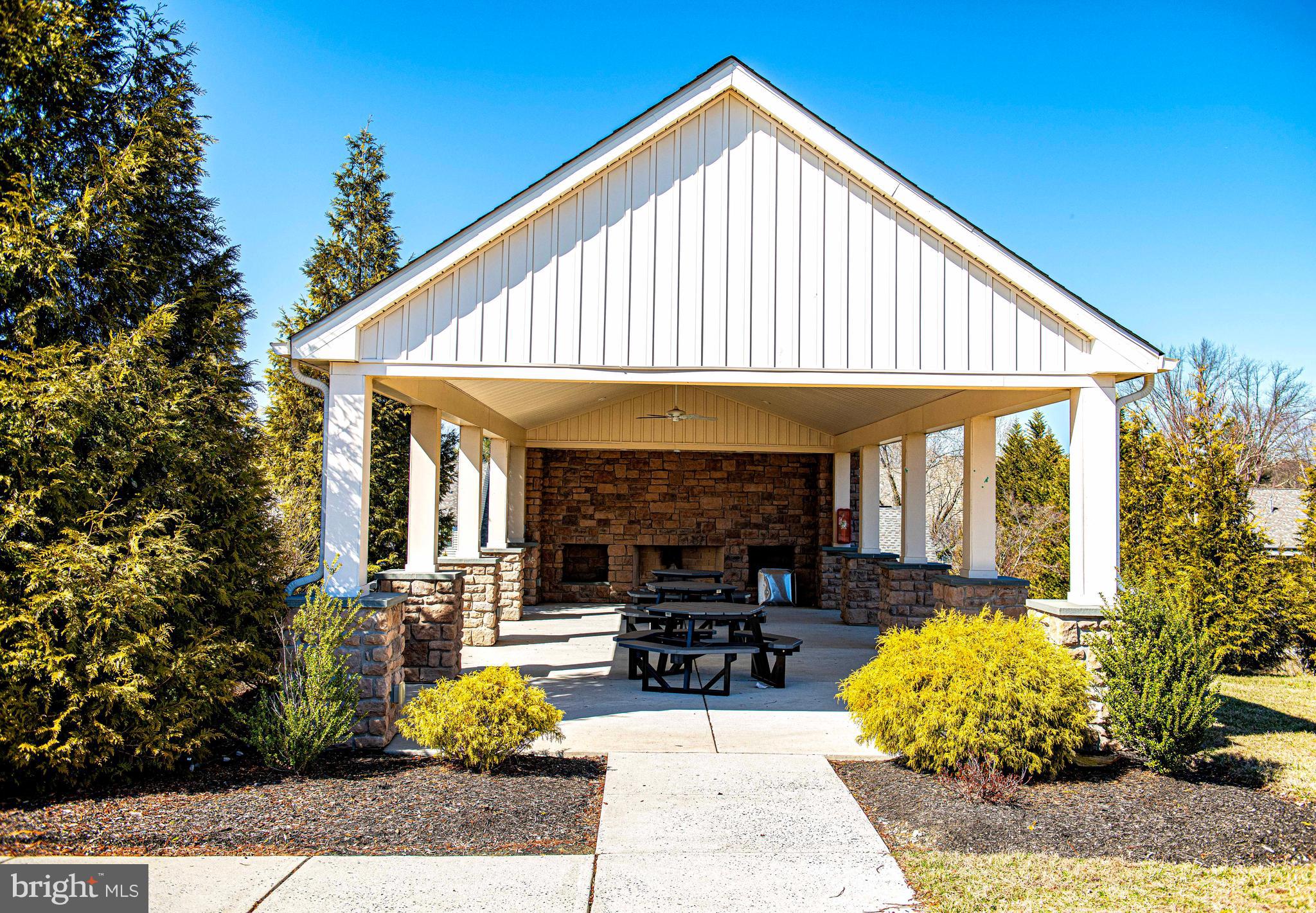 MAGNESS MILL - Residential