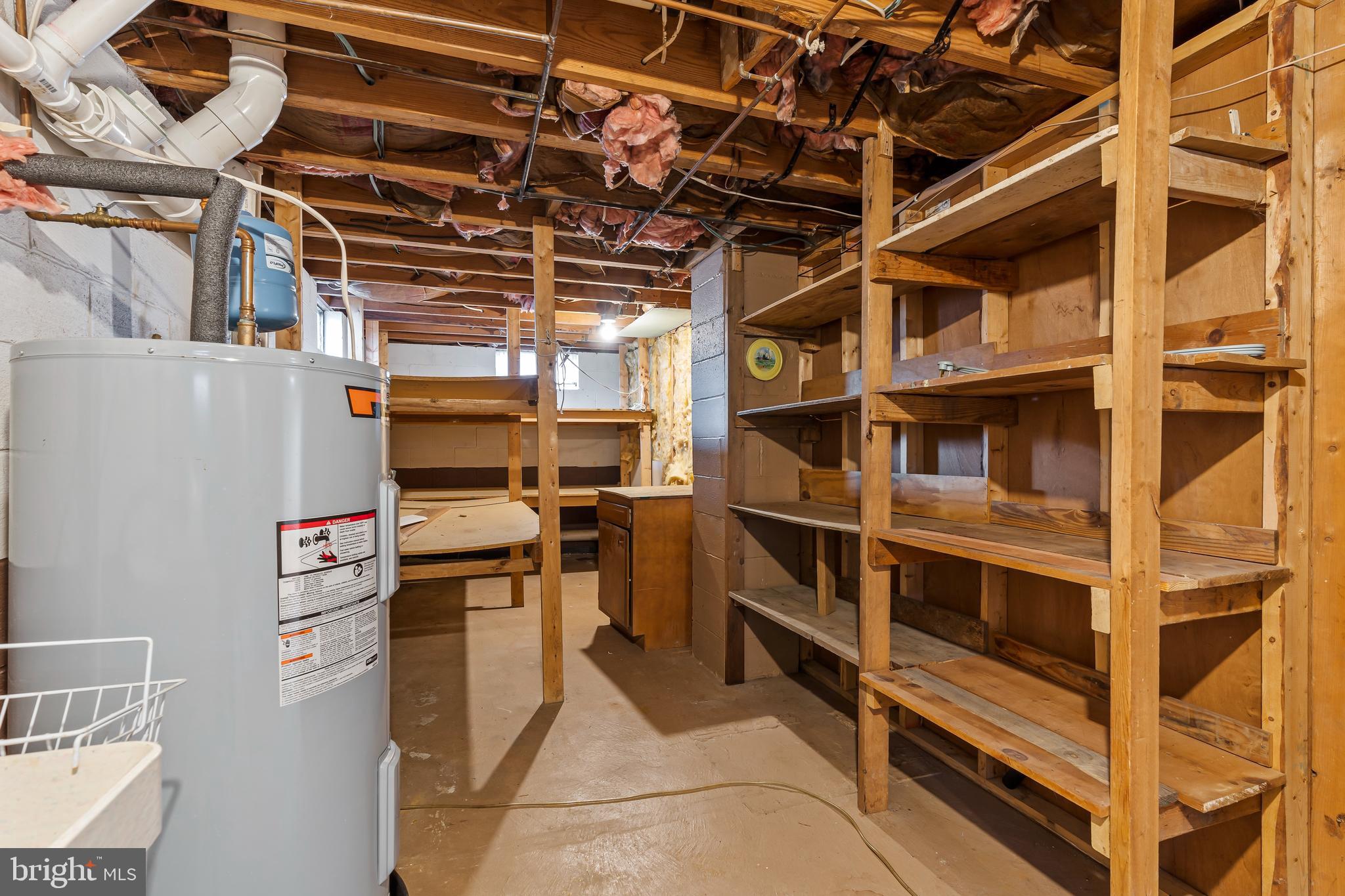 TAMMANY MANOR - Residential