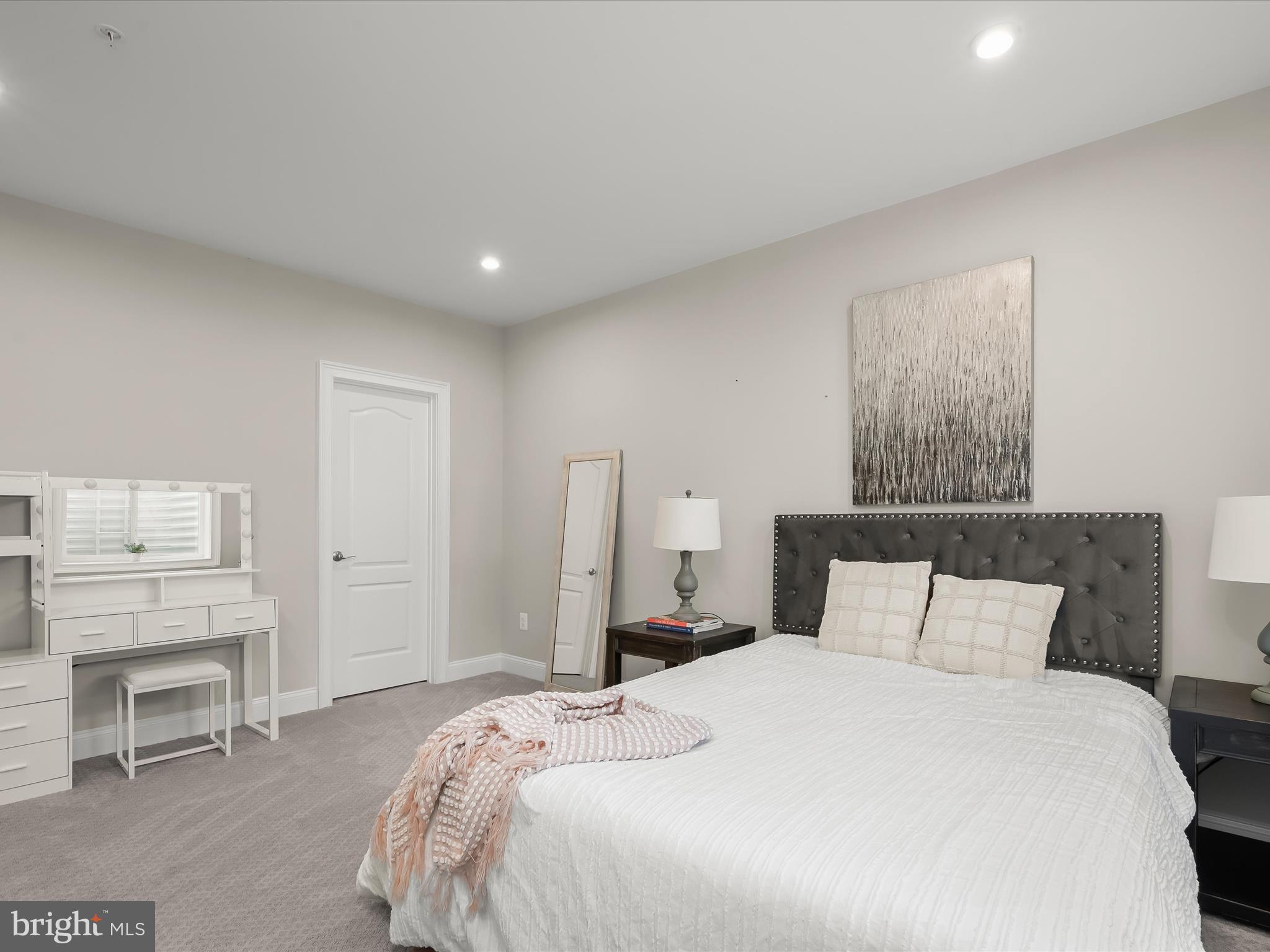 ENCLAVE AT RIVER HILL - Residential