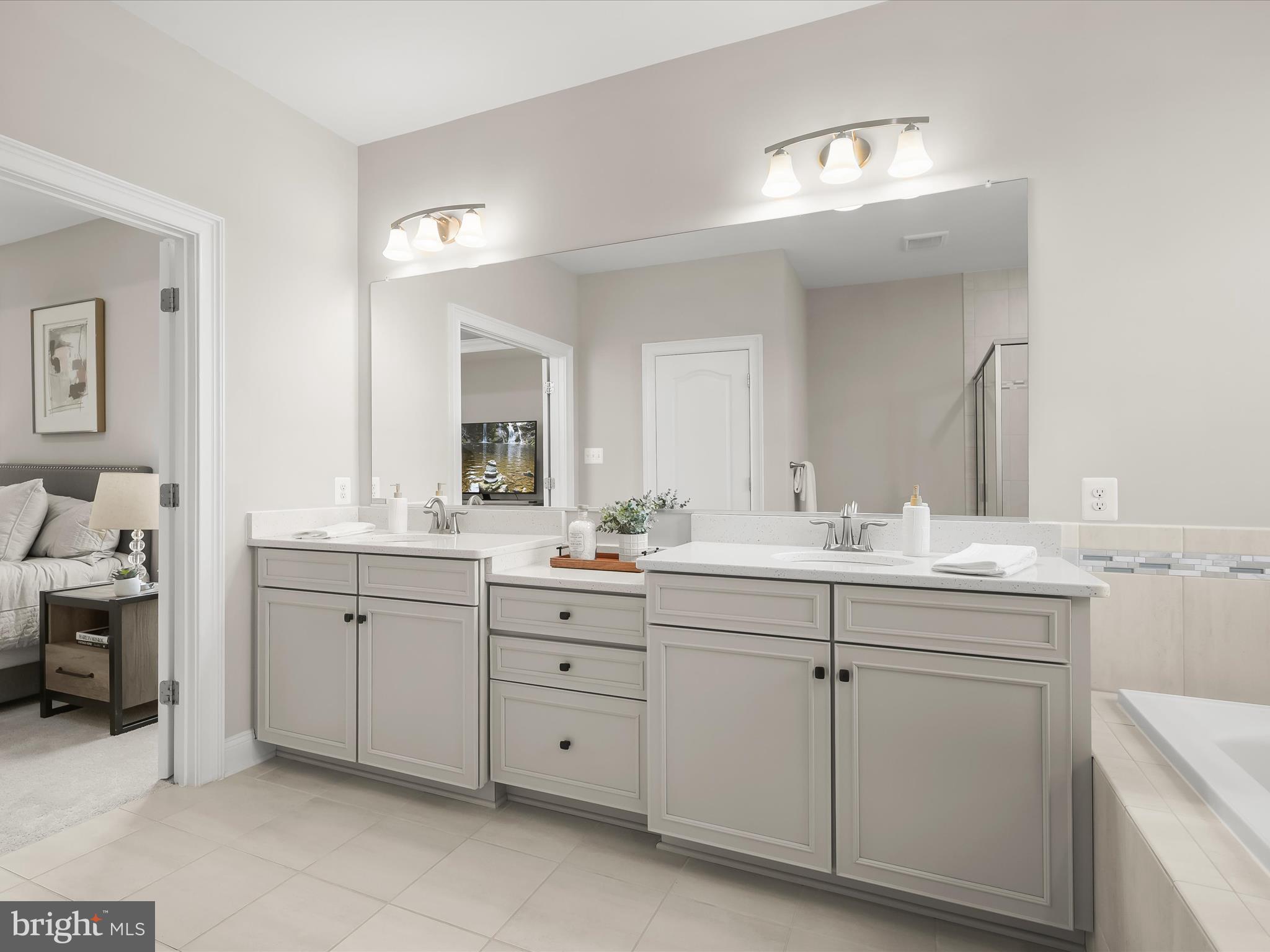 ENCLAVE AT RIVER HILL - Residential