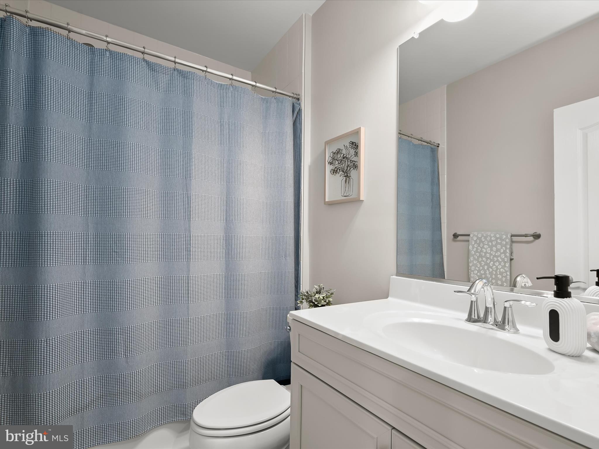 ENCLAVE AT RIVER HILL - Residential