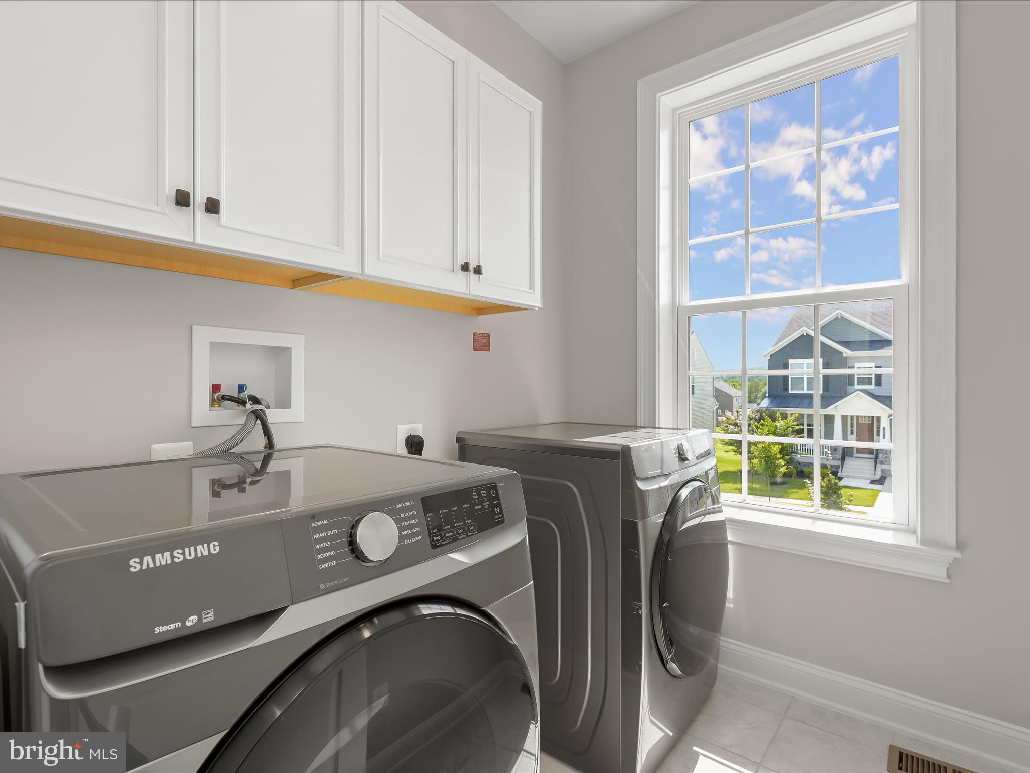 ENCLAVE AT RIVER HILL - Residential