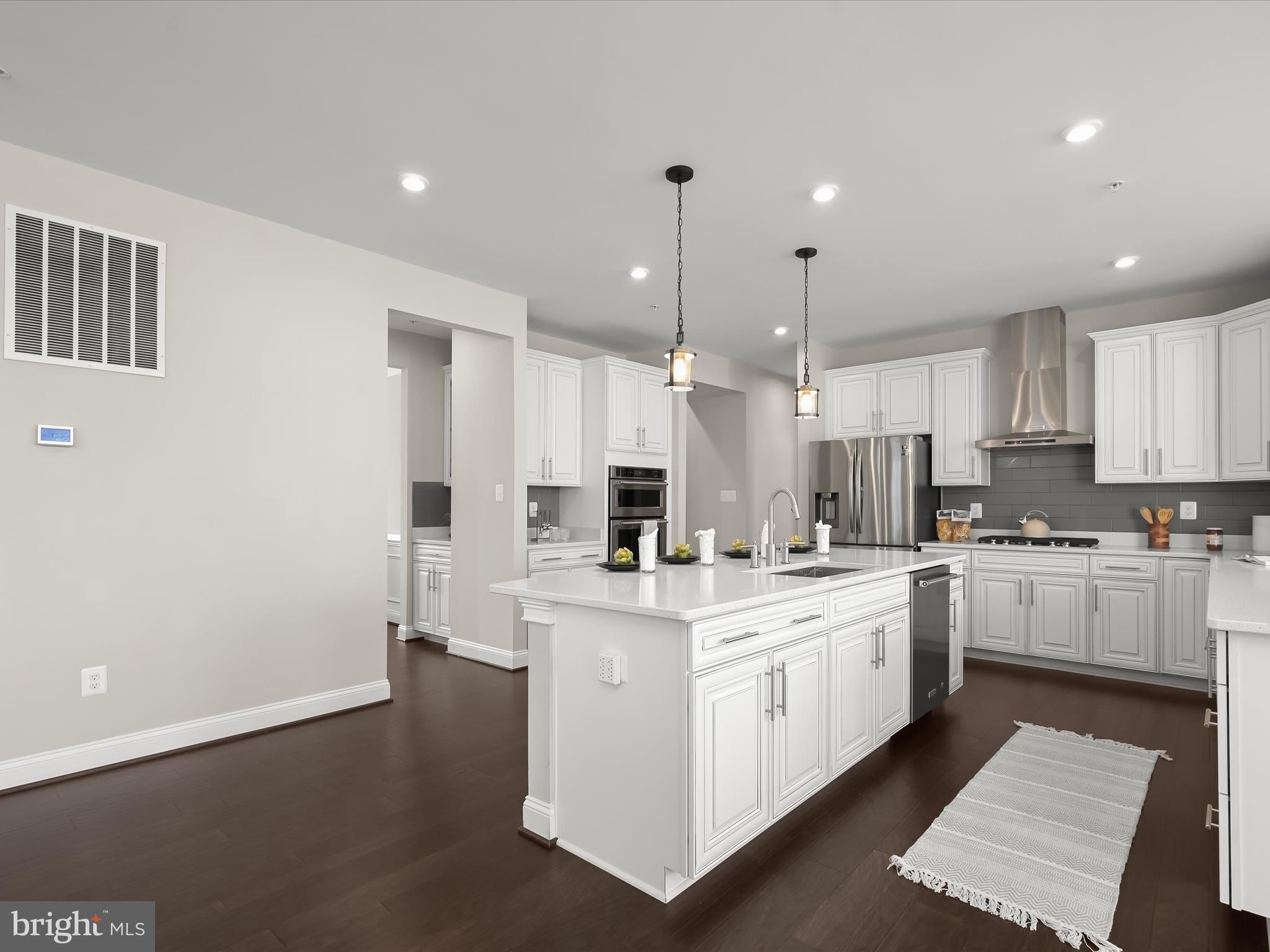 ENCLAVE AT RIVER HILL - Residential