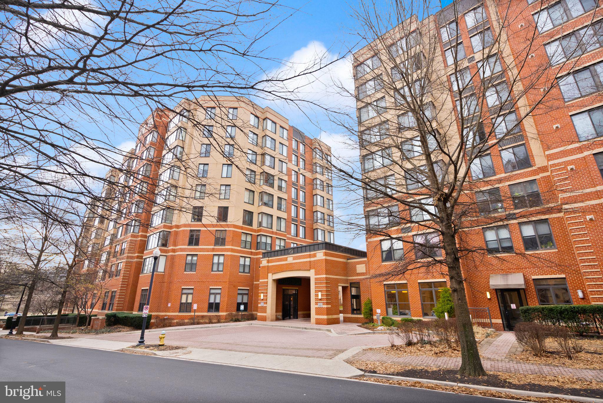 2220 FAIRFAX DRIVE 109