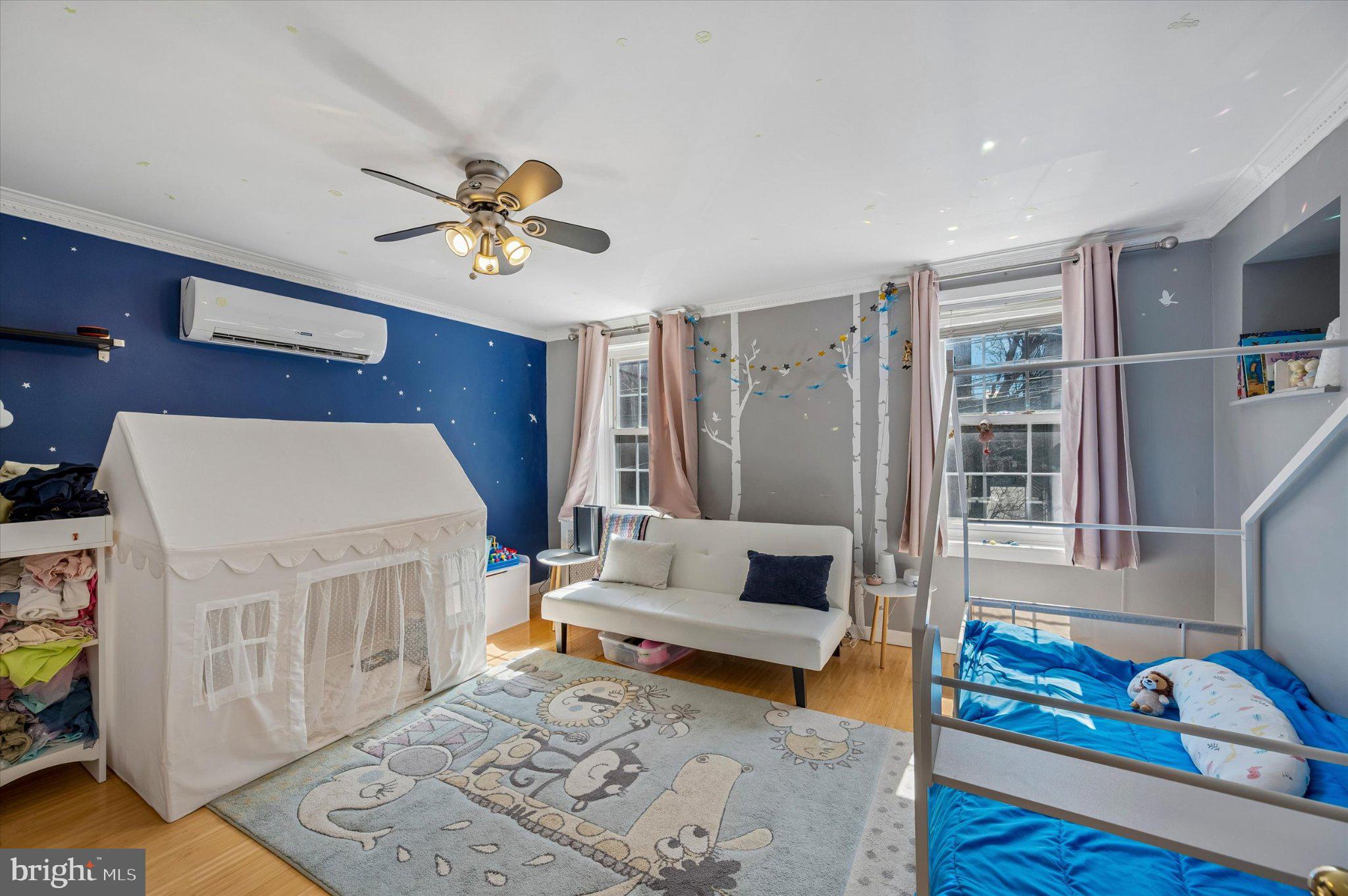 PORT RICHMOND - Residential