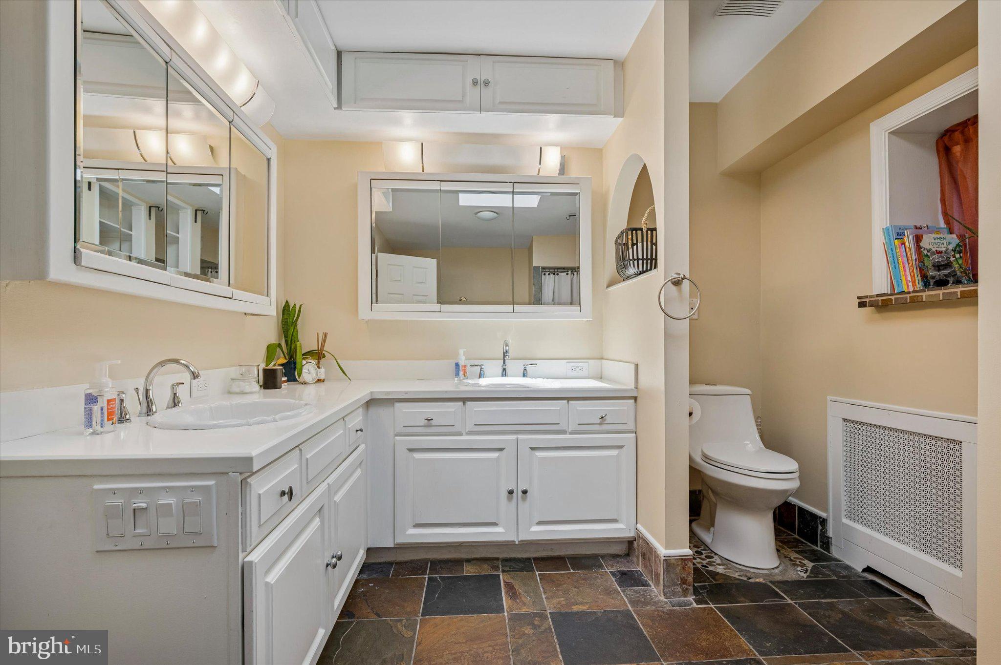 PORT RICHMOND - Residential