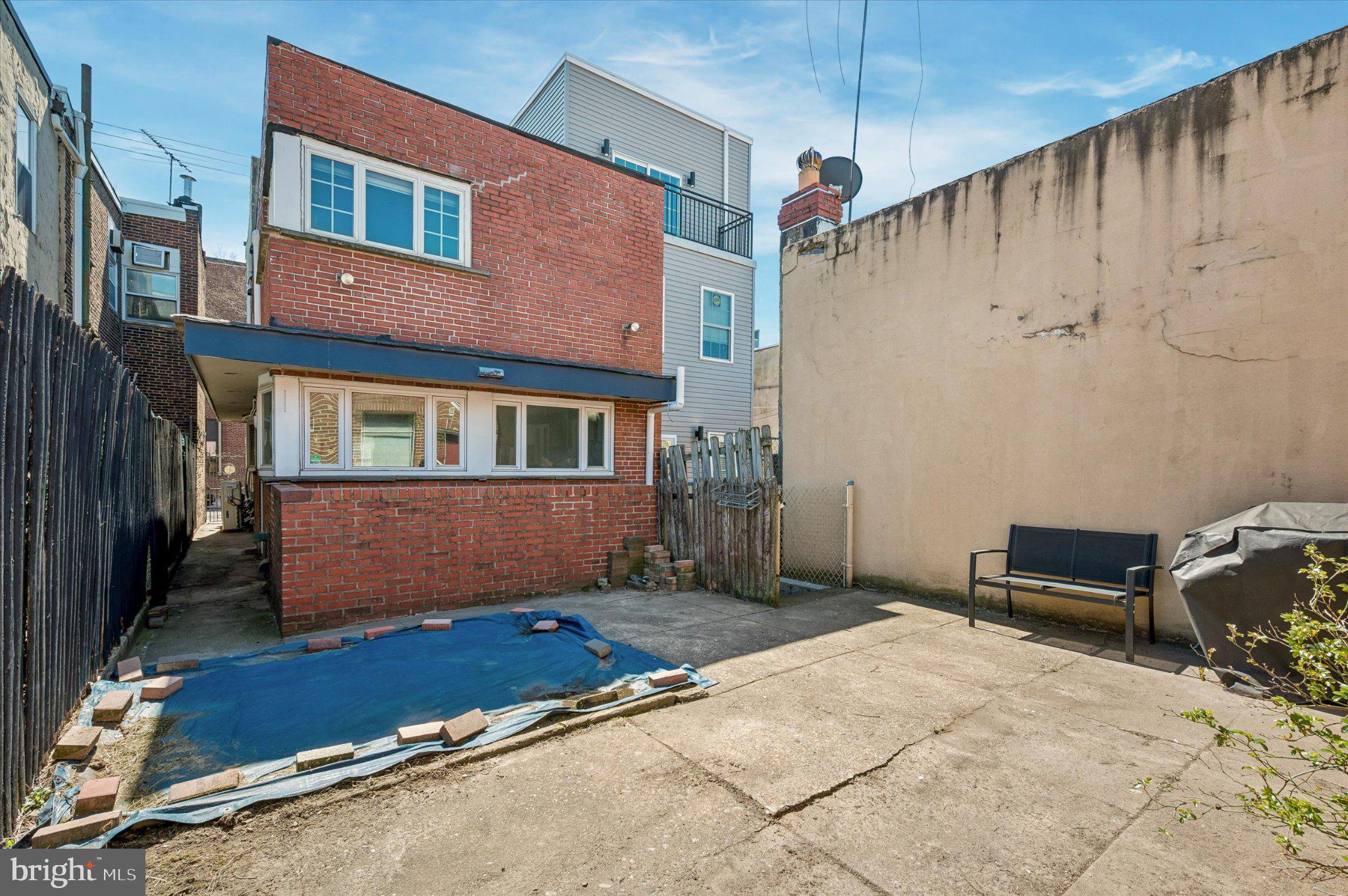 PORT RICHMOND - Residential