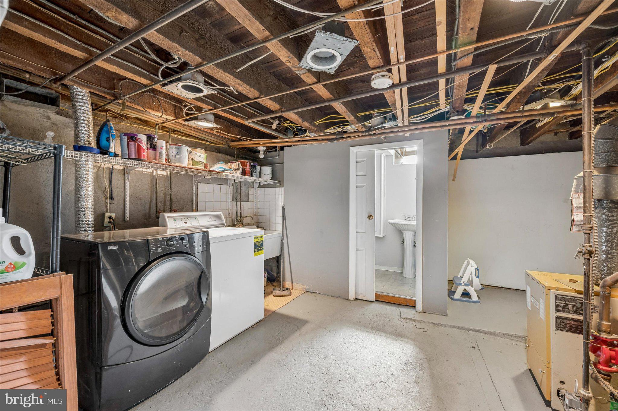 PORT RICHMOND - Residential