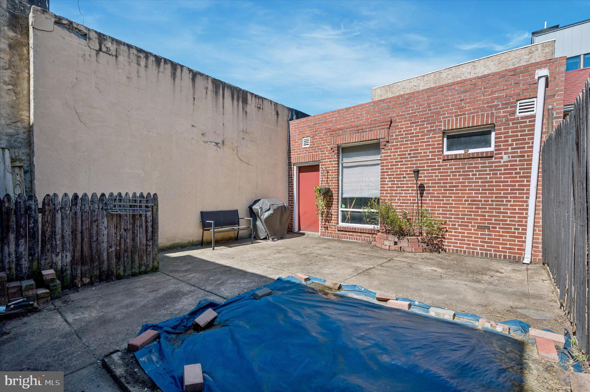 PORT RICHMOND - Residential