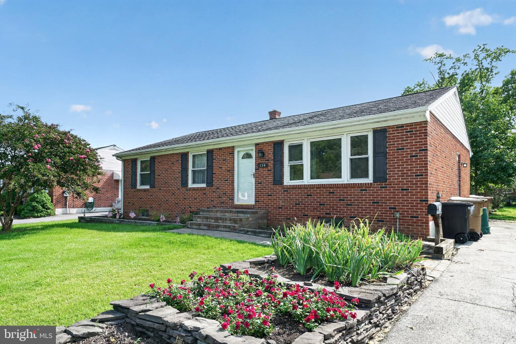 Photo of 134 Casimir Drive, NEW CASTLE, DE 19720 (MLS # DENC2109874)