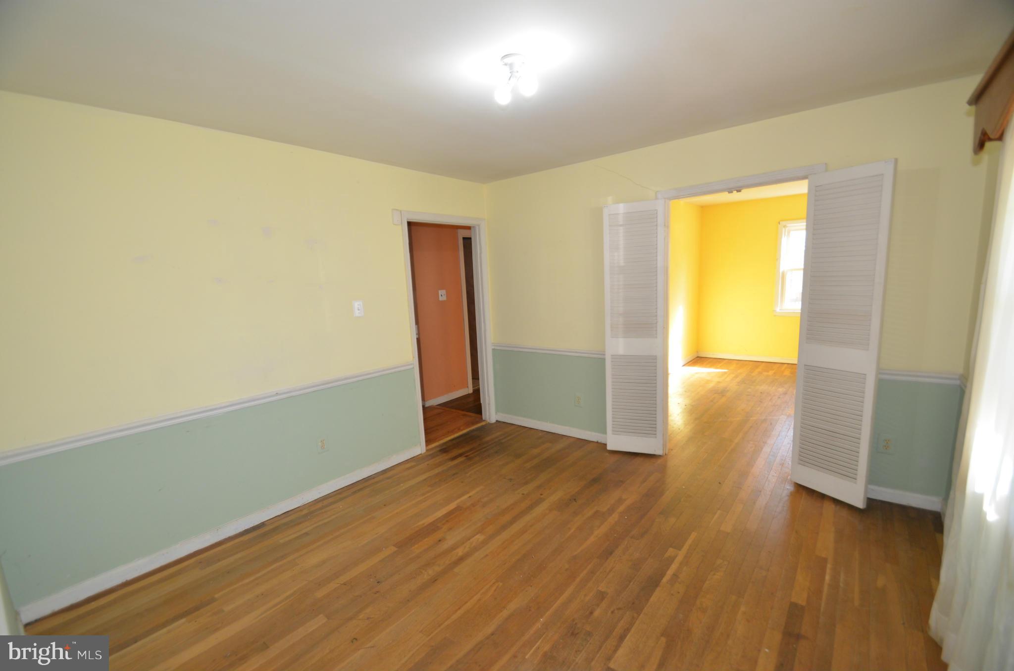 HAYFIELD FARM - Residential