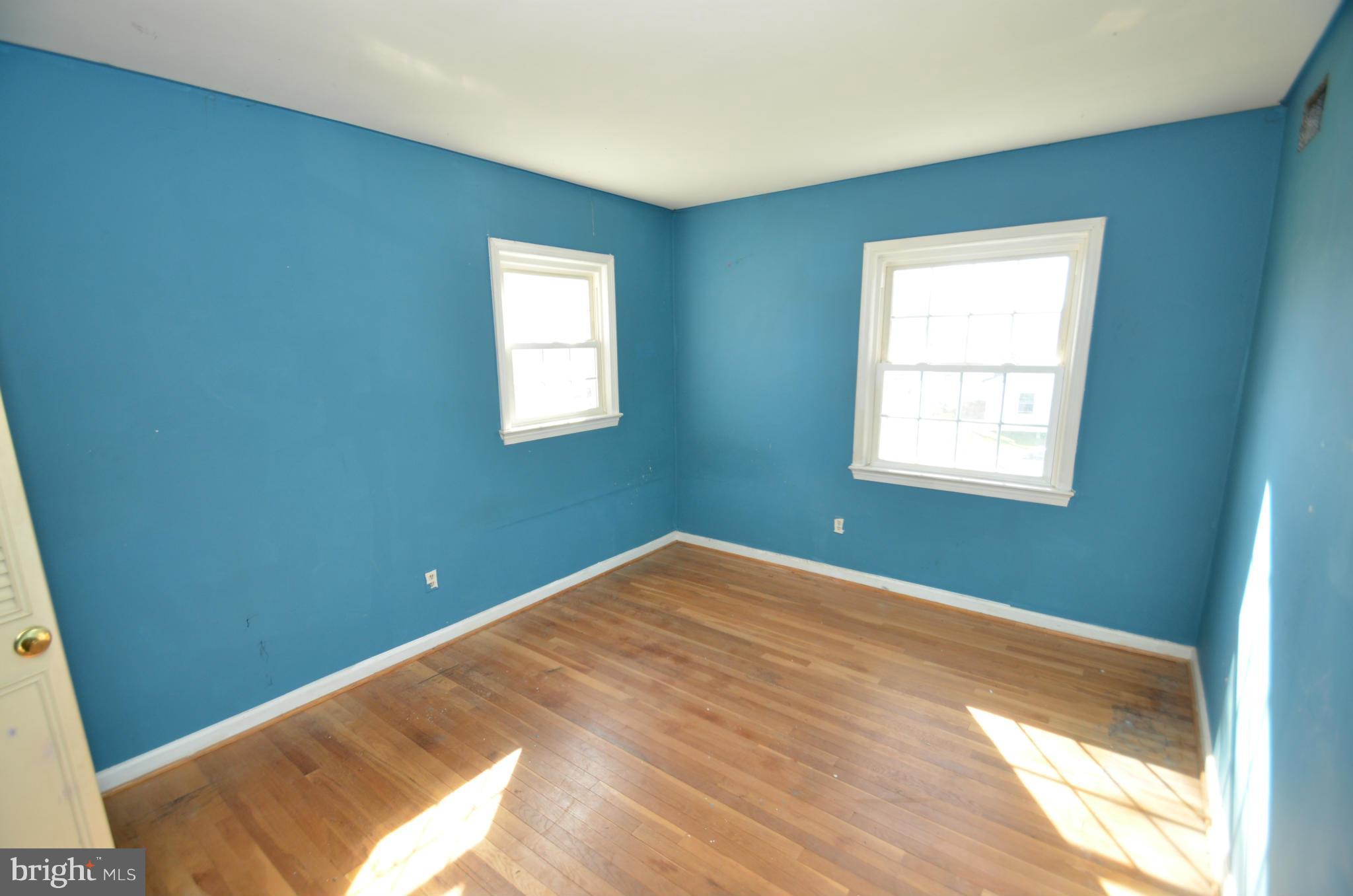 HAYFIELD FARM - Residential