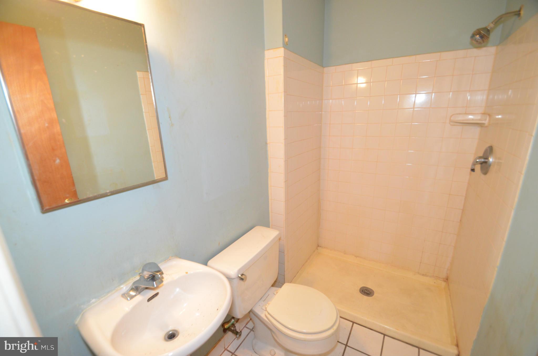 HAYFIELD FARM - Residential