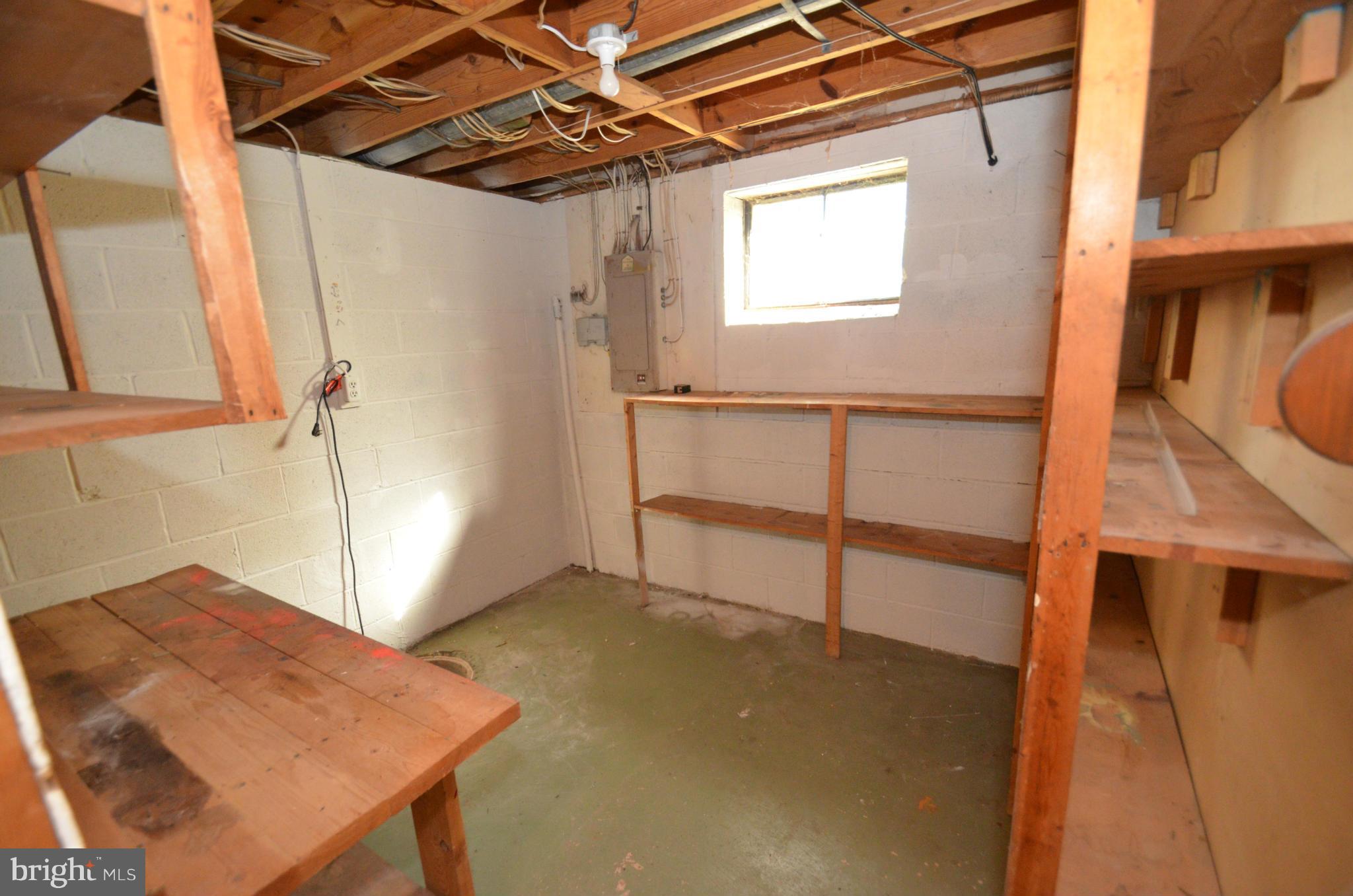 HAYFIELD FARM - Residential