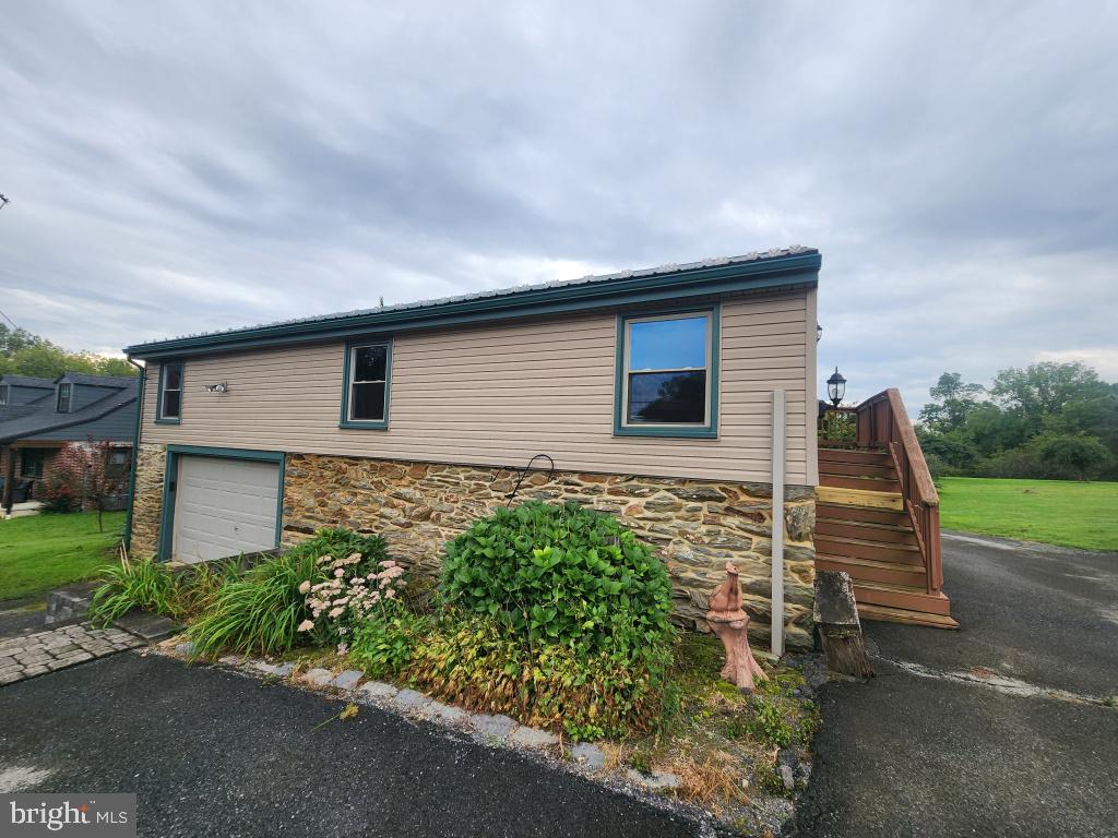 3948 MAIN STREET