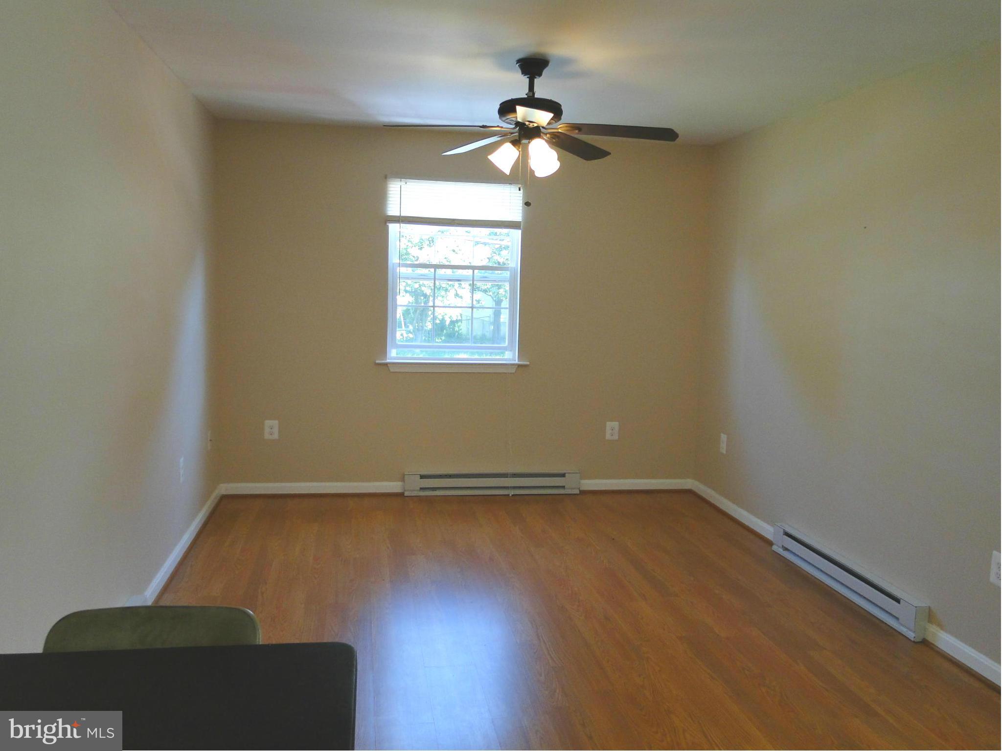 SUMMER CITY - Residential Lease