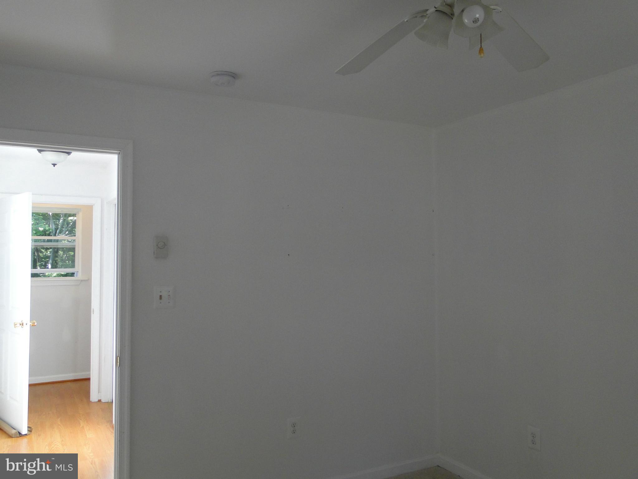 SUMMER CITY - Residential Lease