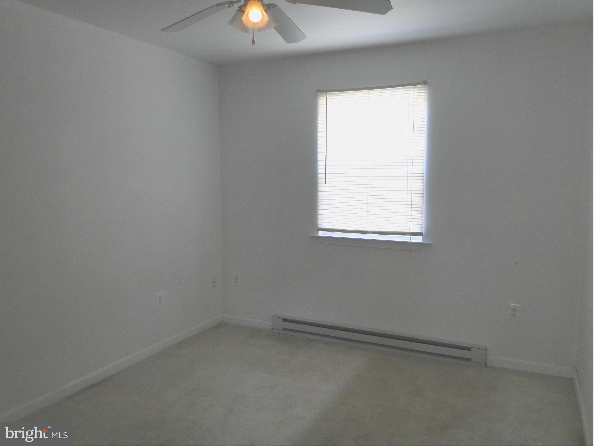 SUMMER CITY - Residential Lease