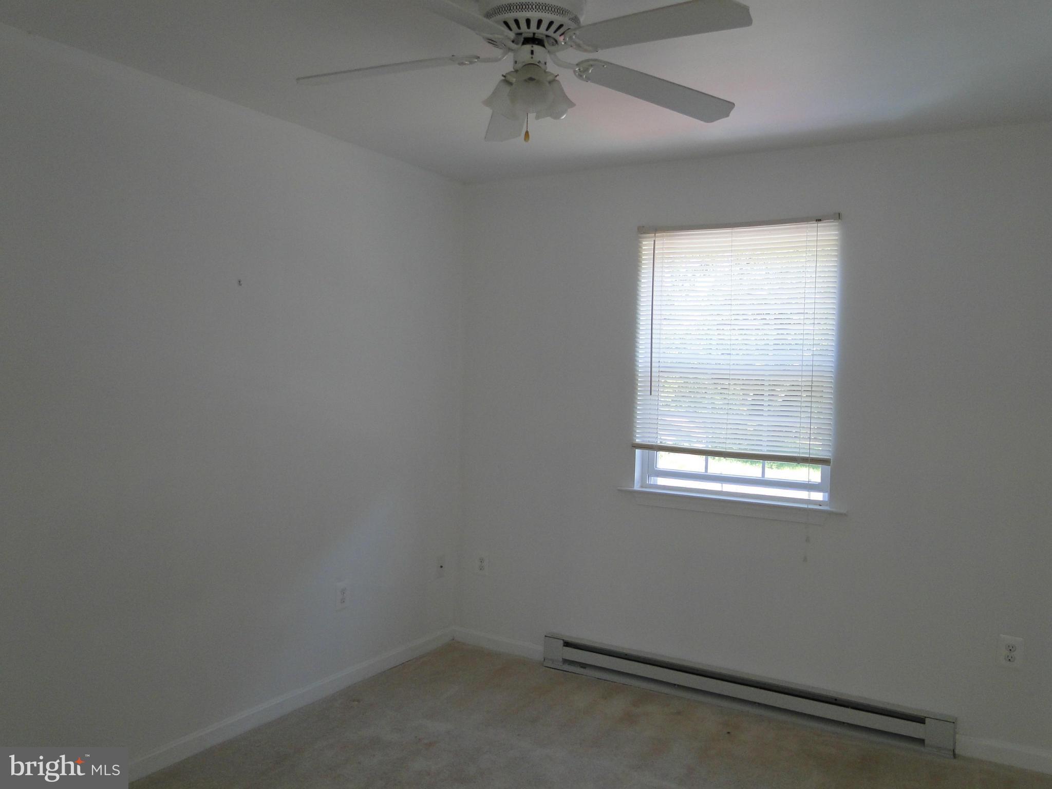 SUMMER CITY - Residential Lease