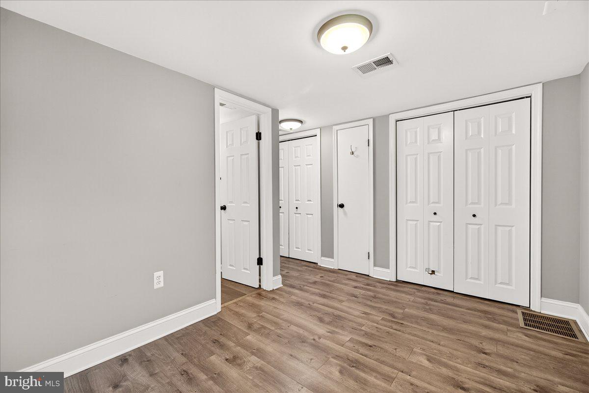 MYERSVILLE - Residential