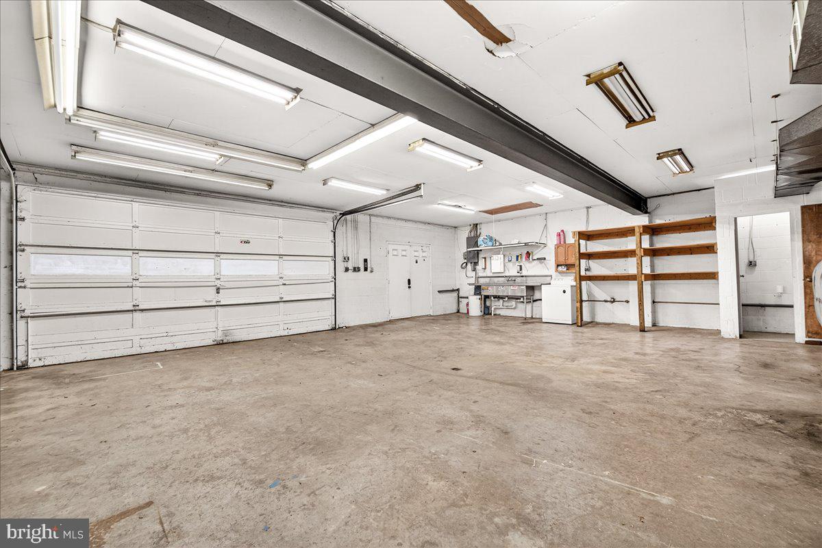 MYERSVILLE - Residential