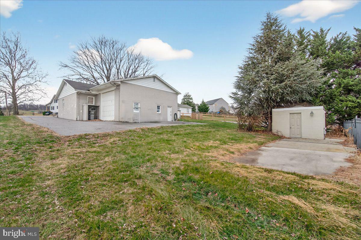 MYERSVILLE - Residential