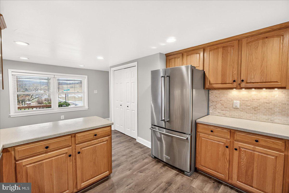 MYERSVILLE - Residential