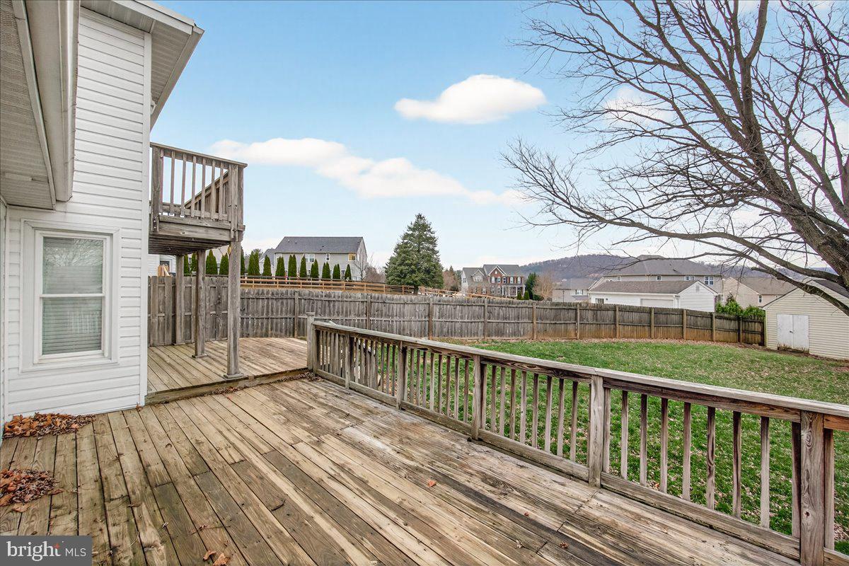 MYERSVILLE - Residential