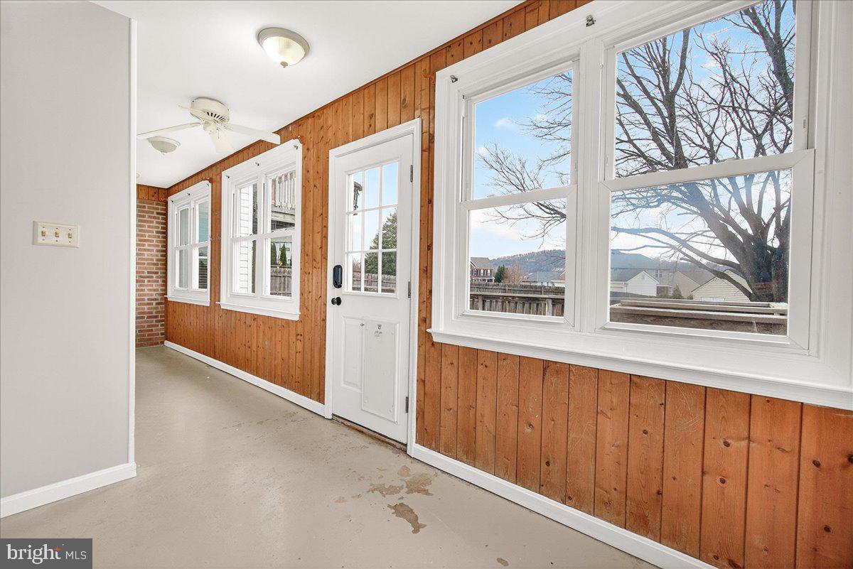 MYERSVILLE - Residential