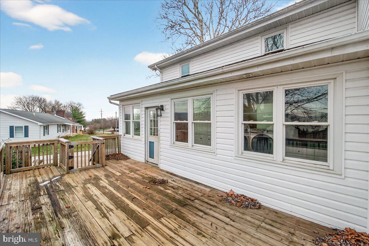 MYERSVILLE - Residential