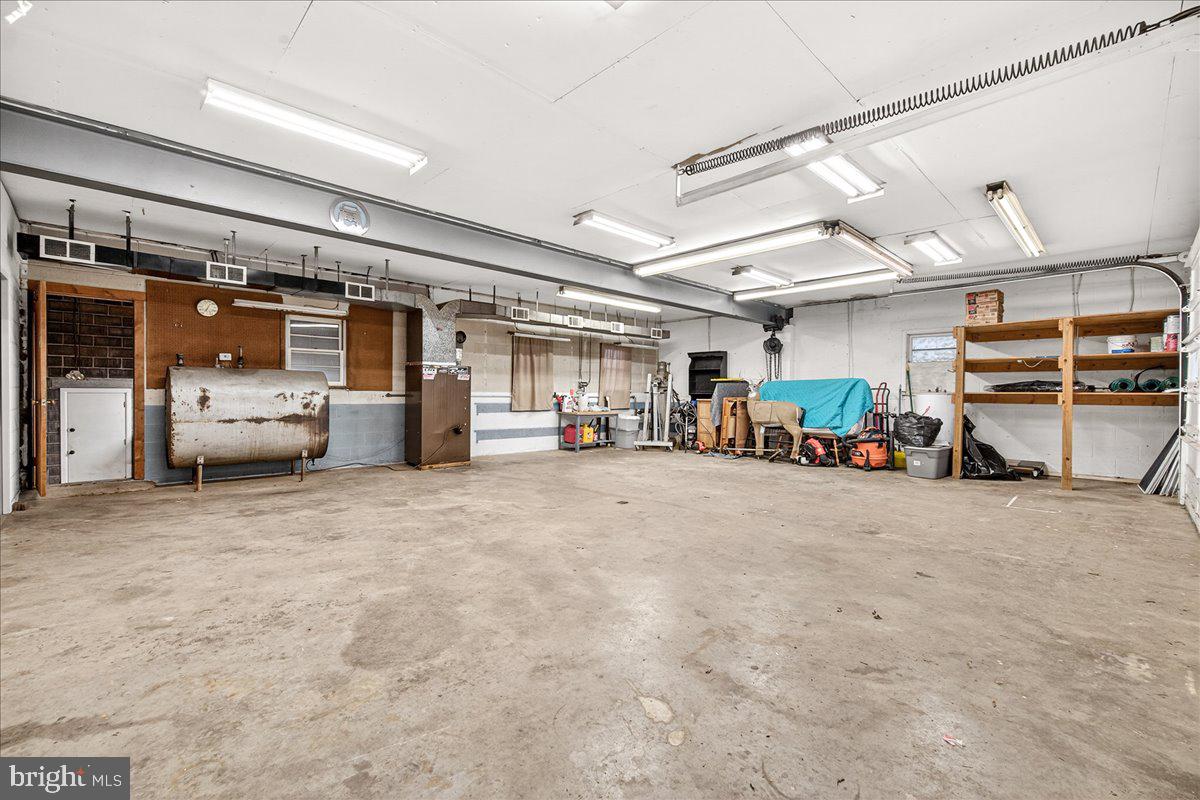 MYERSVILLE - Residential