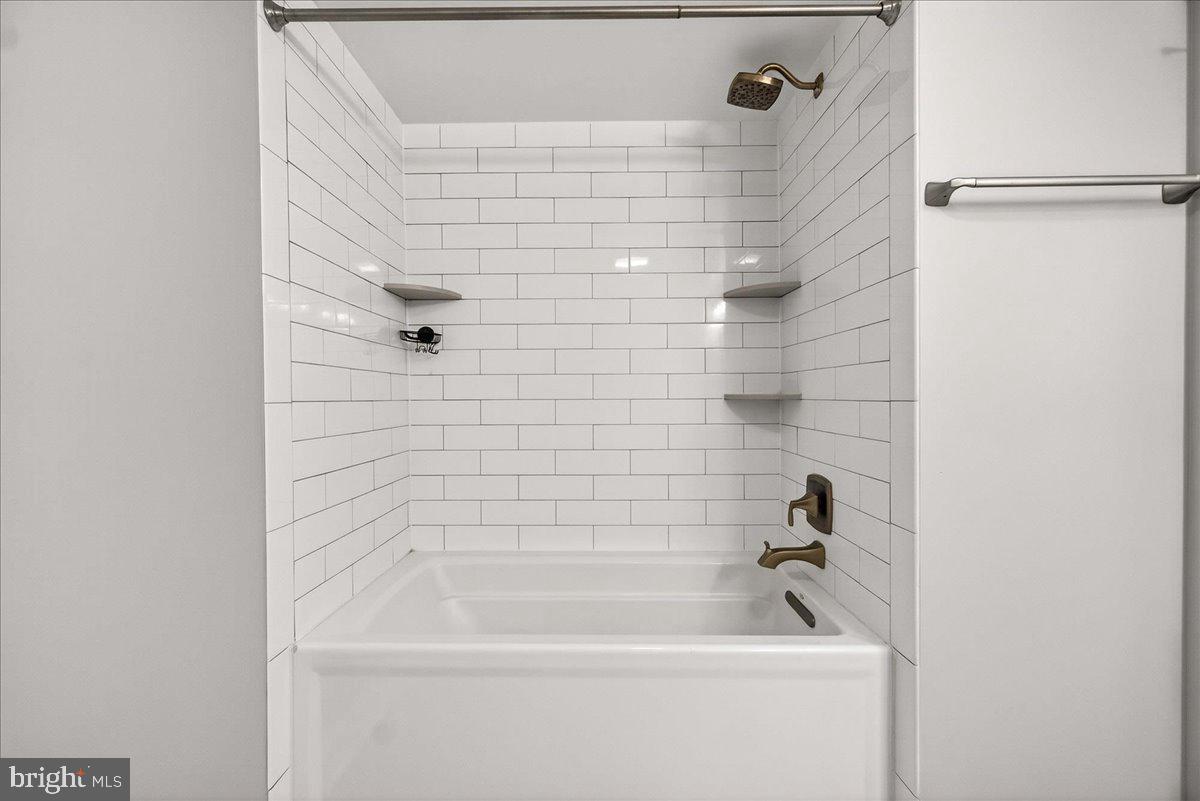 MYERSVILLE - Residential