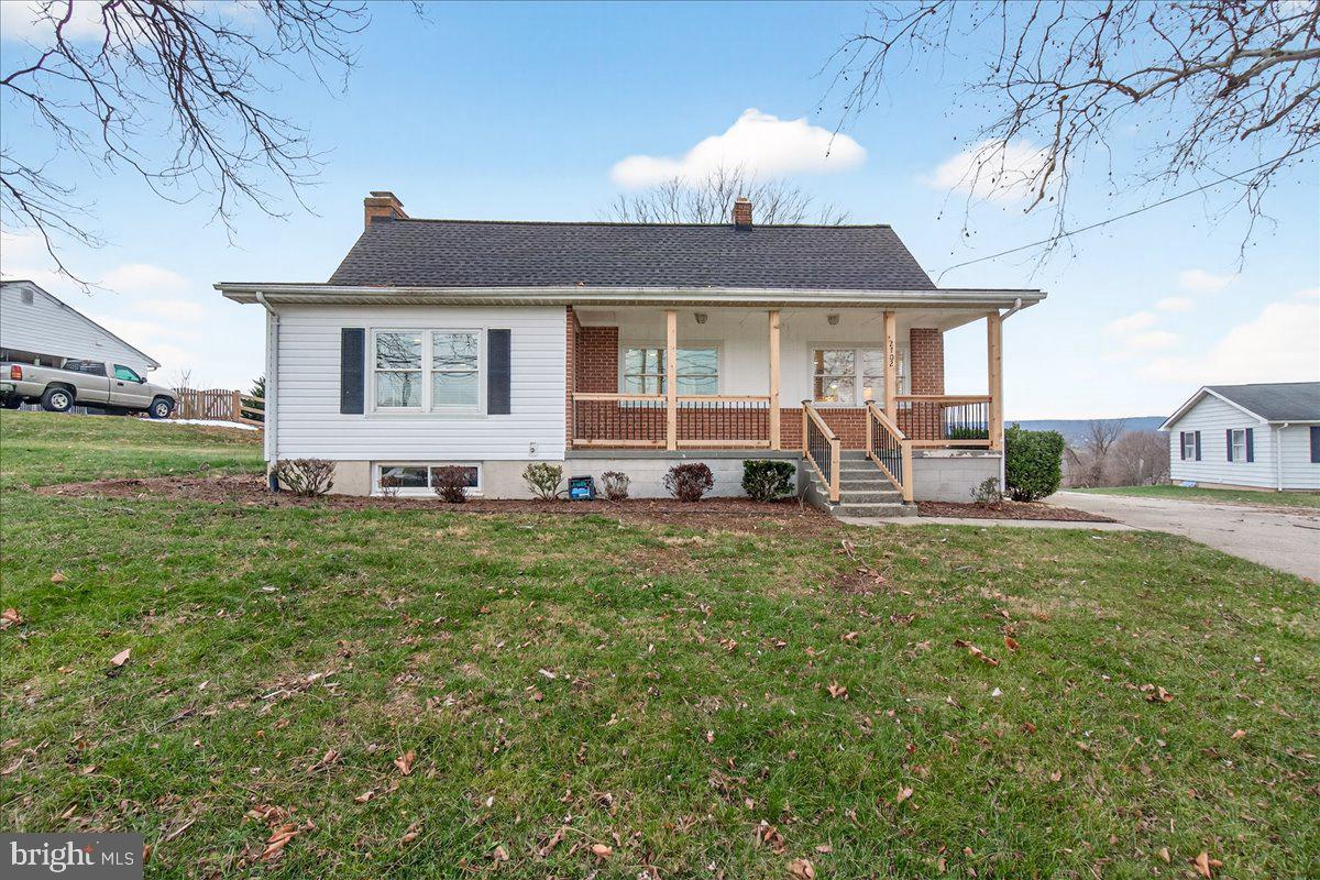 MYERSVILLE - Residential