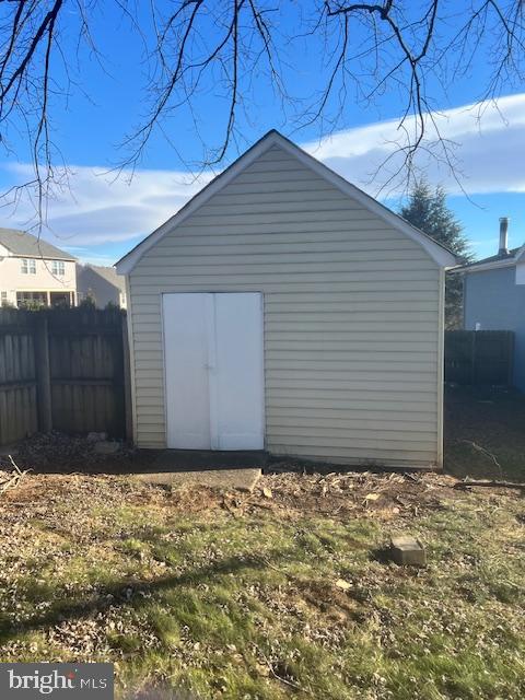 MYERSVILLE - Residential