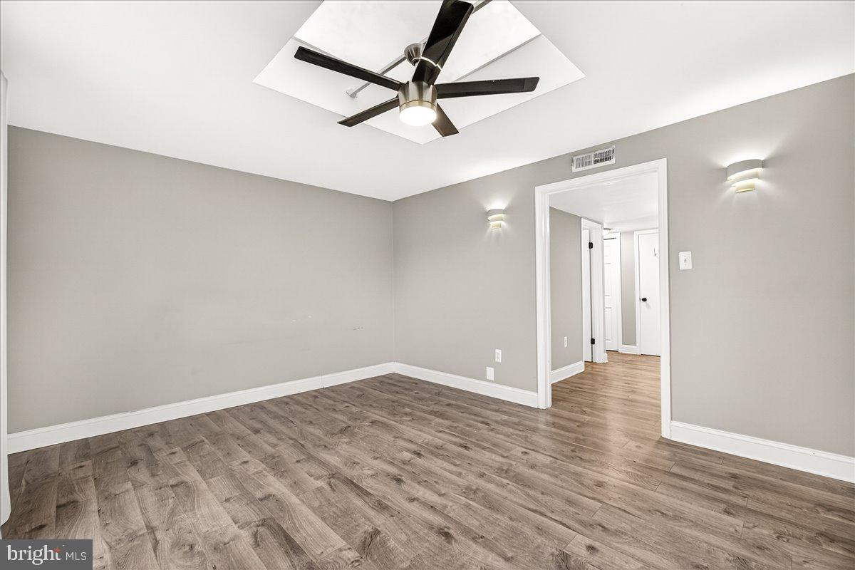 MYERSVILLE - Residential