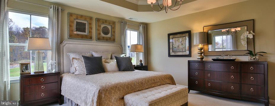 FREEDOM CROSSING - Residential