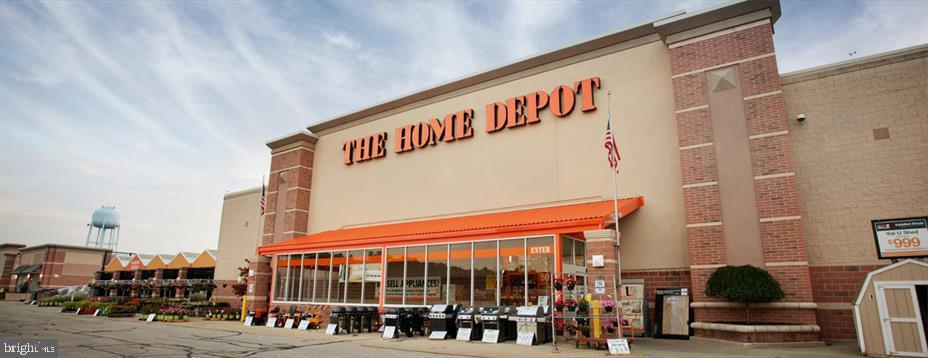 FREEDOM CROSSING - Residential