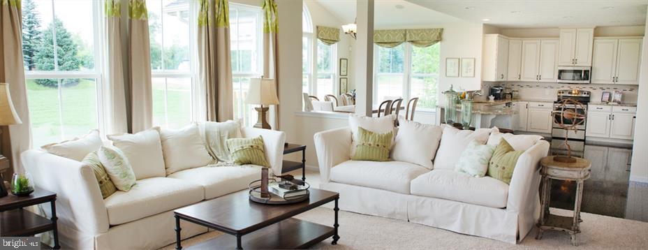 FREEDOM CROSSING - Residential