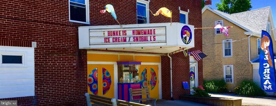 FREEDOM CROSSING - Residential