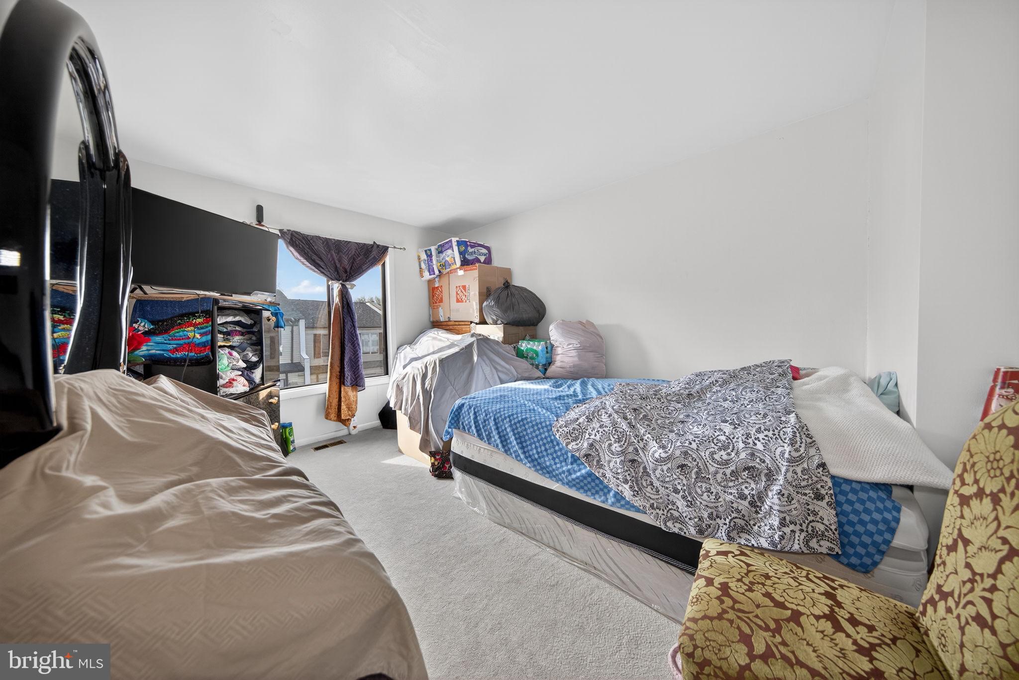 REFLECTION LAKE - Residential