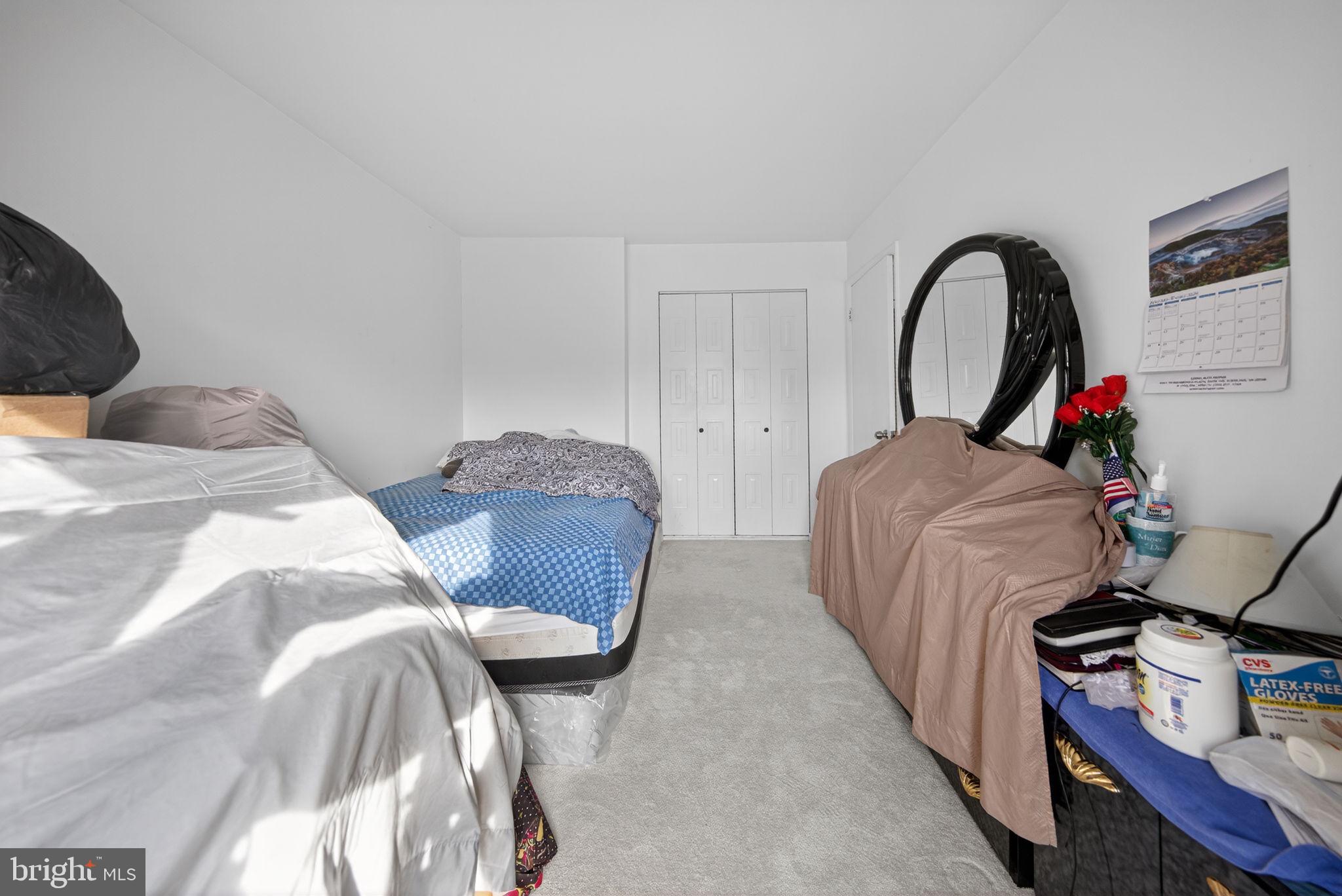 REFLECTION LAKE - Residential