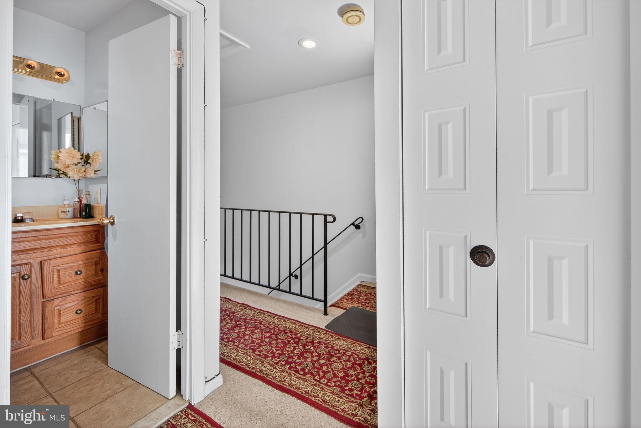 REFLECTION LAKE - Residential