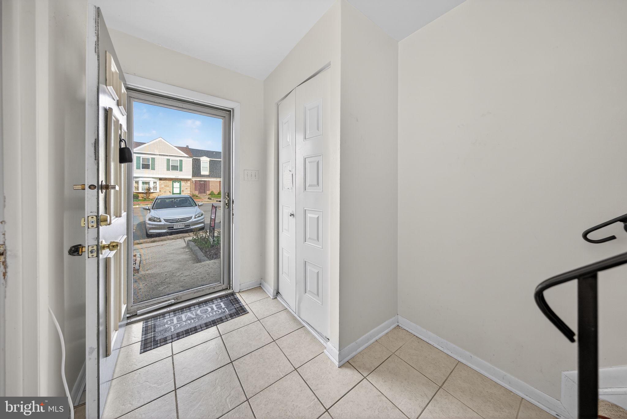 REFLECTION LAKE - Residential