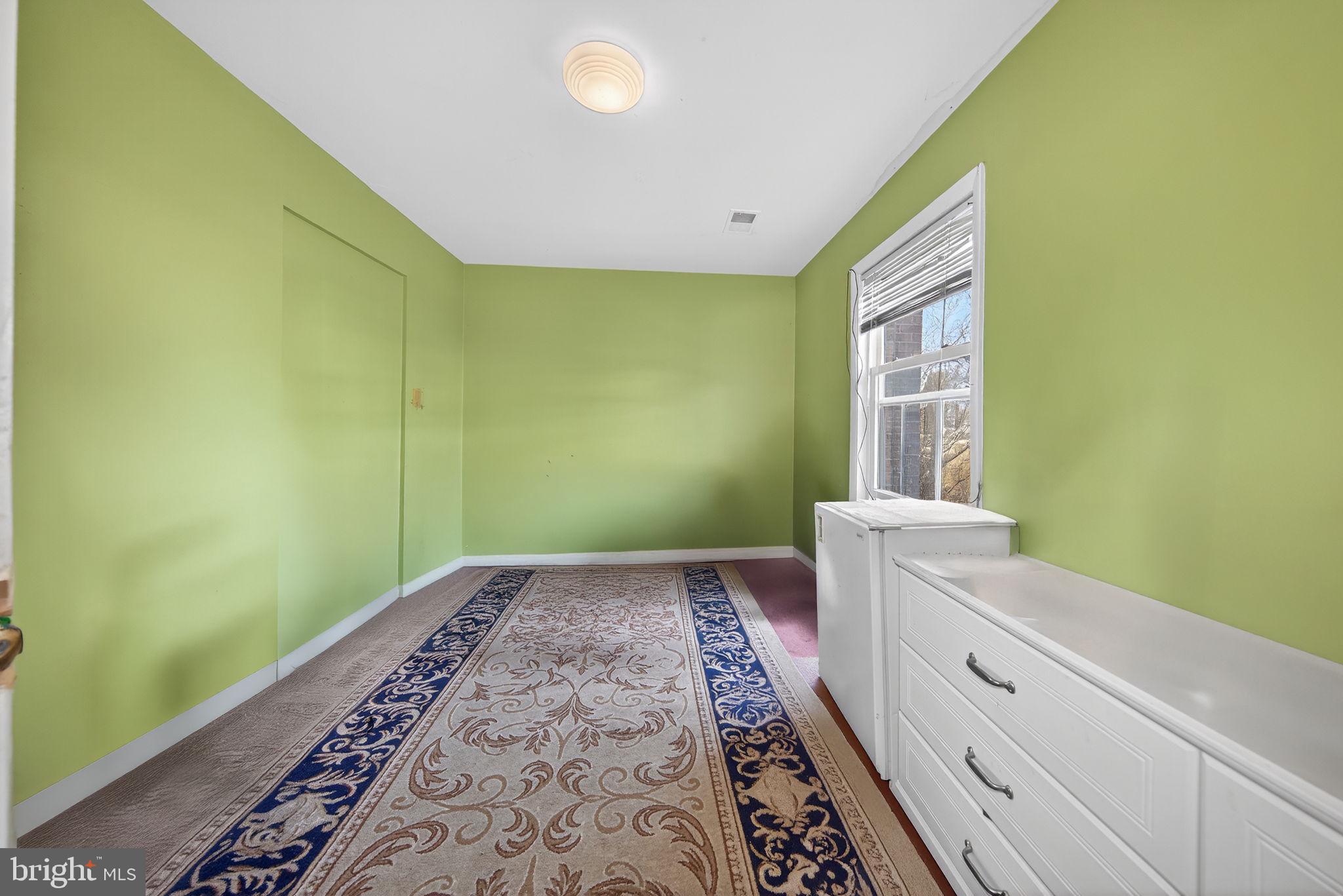 REFLECTION LAKE - Residential